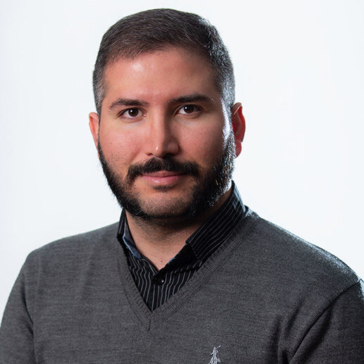 فرشاد آذر - خانه مهاجرت روشنا